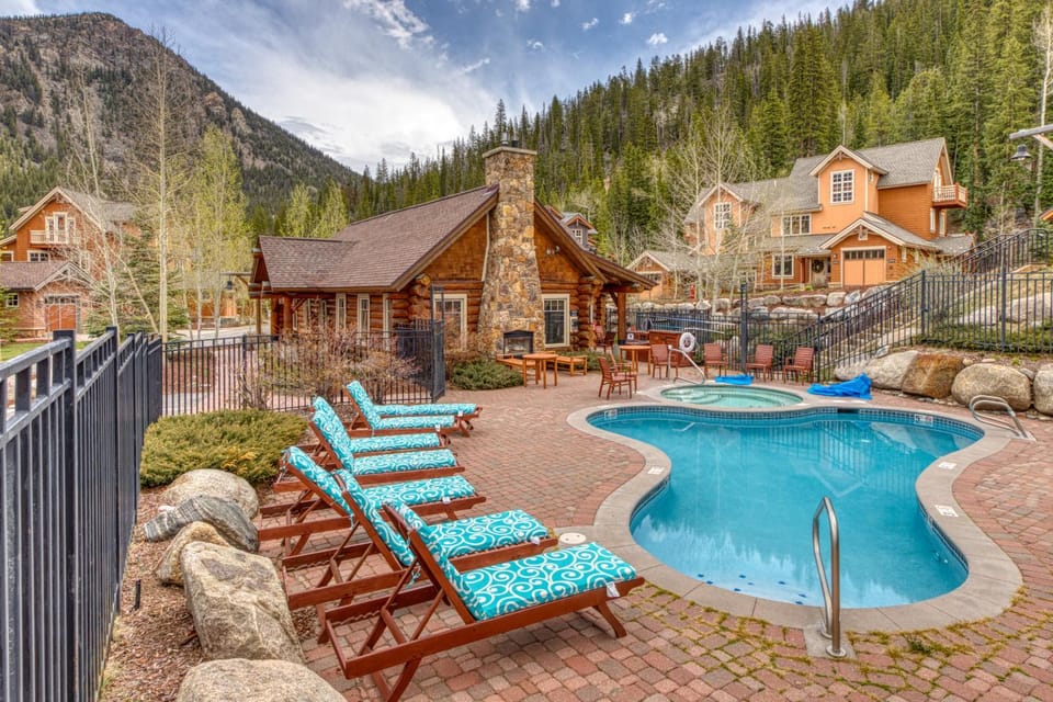Settler's Creek 6524 Apartment in Keystone