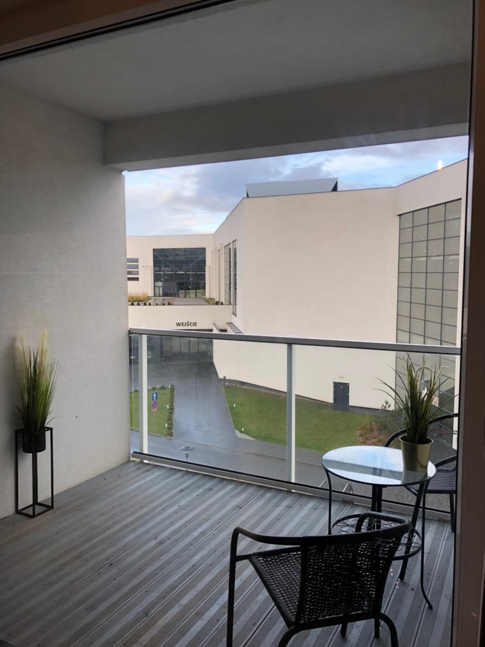 Balcony/Terrace, Pool view