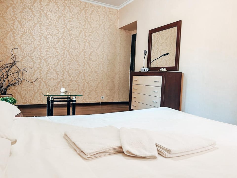 Bed, Bedroom, wardrobe