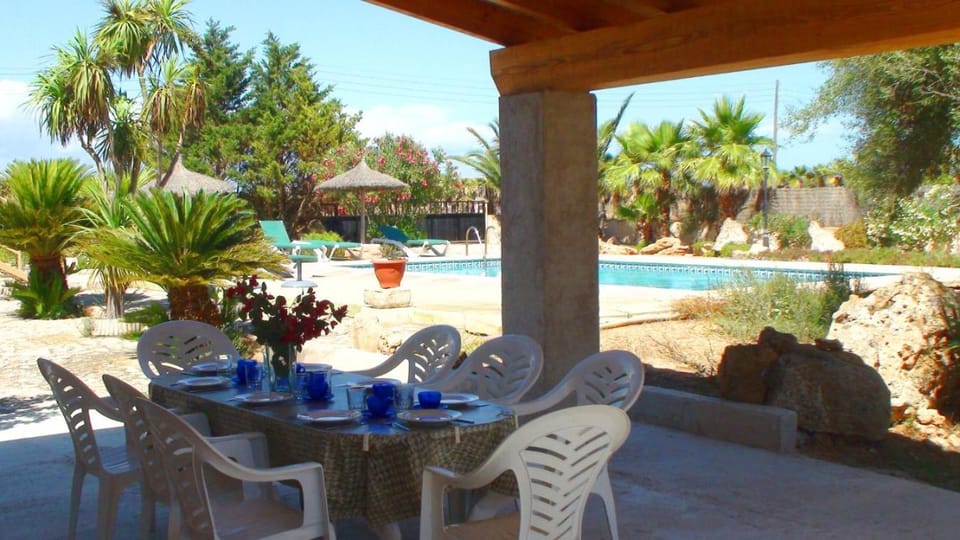 Can Bril Villa in Migjorn