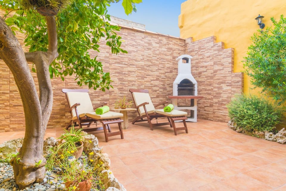 BBQ facilities, Balcony/Terrace