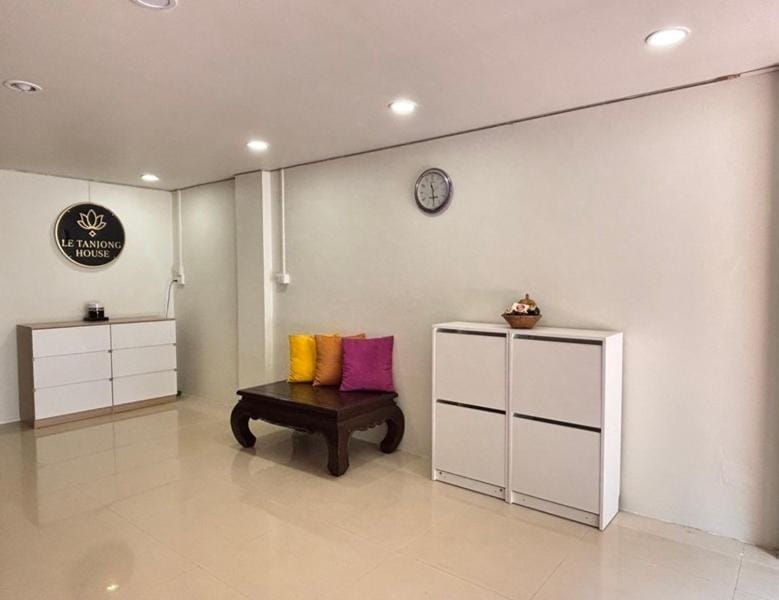 Le Tanjong House Bed and Breakfast in Patong