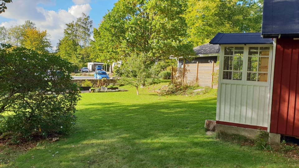 Stuga på Hallandsåsen Nature lodge in Skåne County