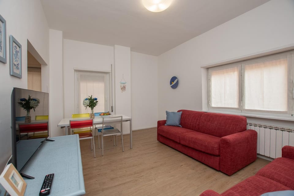 Appartamento di 65 mq. a 50 metri dal mare Apartment in Albissola Marina