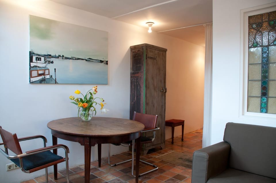 Decorative detail, Dining area