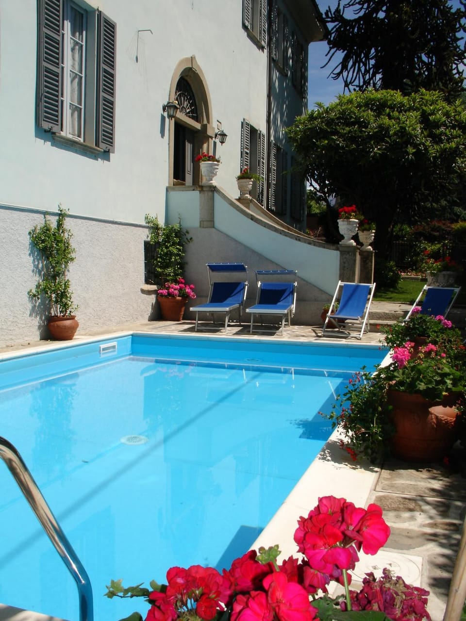 Swimming pool, Swimming pool