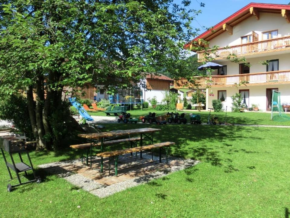 Ferienwohnungen am Westernberg inkl. Chiemgaukarte Apartment in Ruhpolding