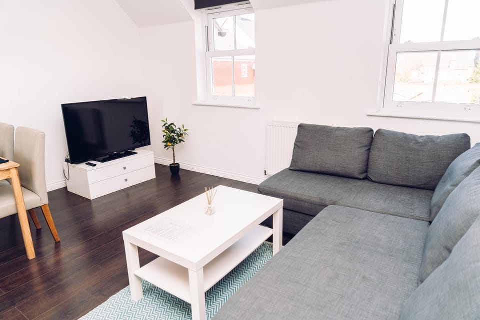 Detached Coach House House in Colchester