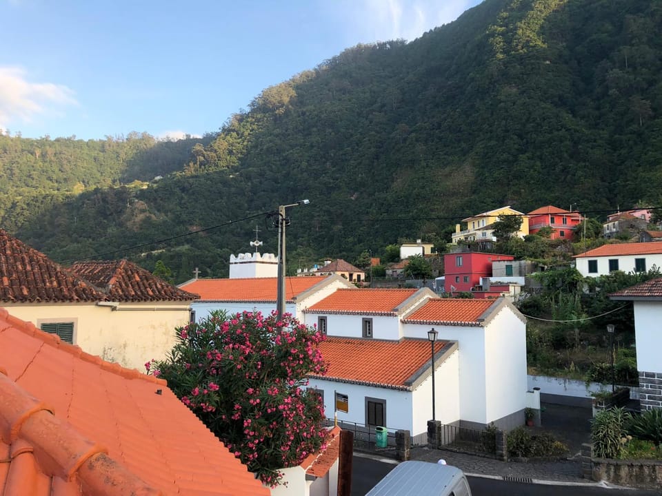 Casa da Igreja House in Madeira District