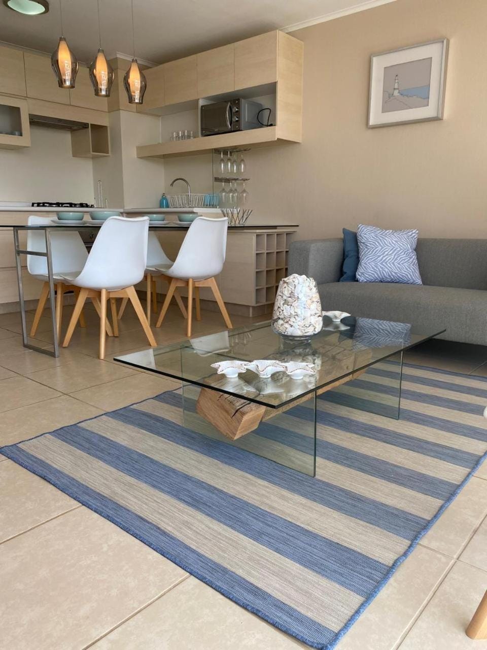 Communal lounge/ TV room, Sea view