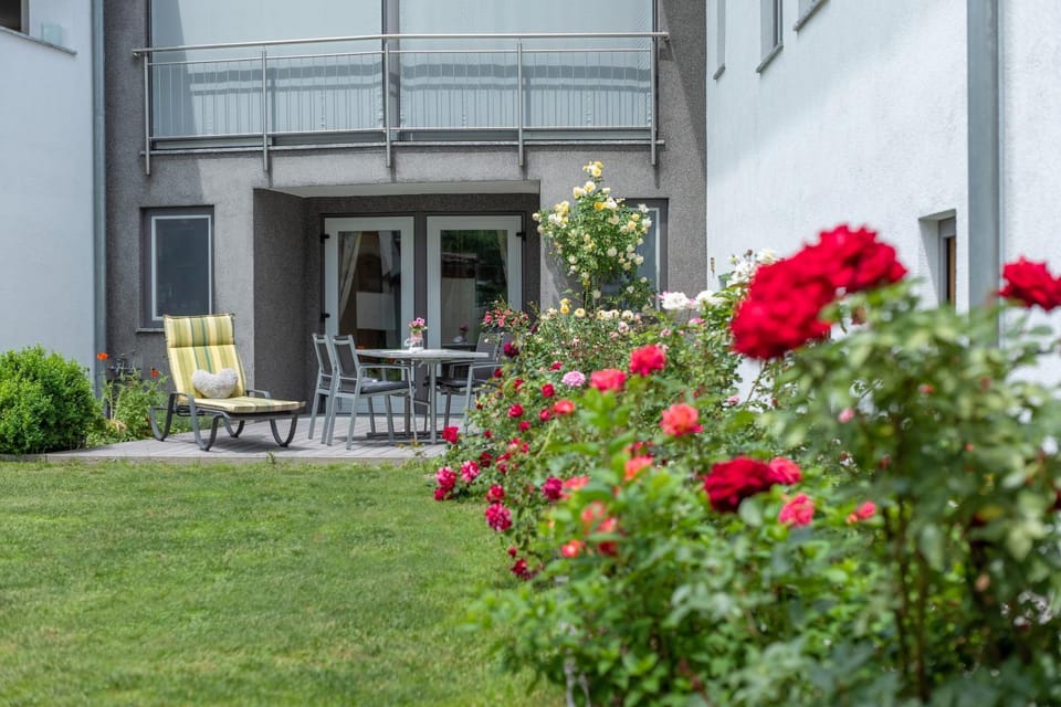 Garden, Garden view
