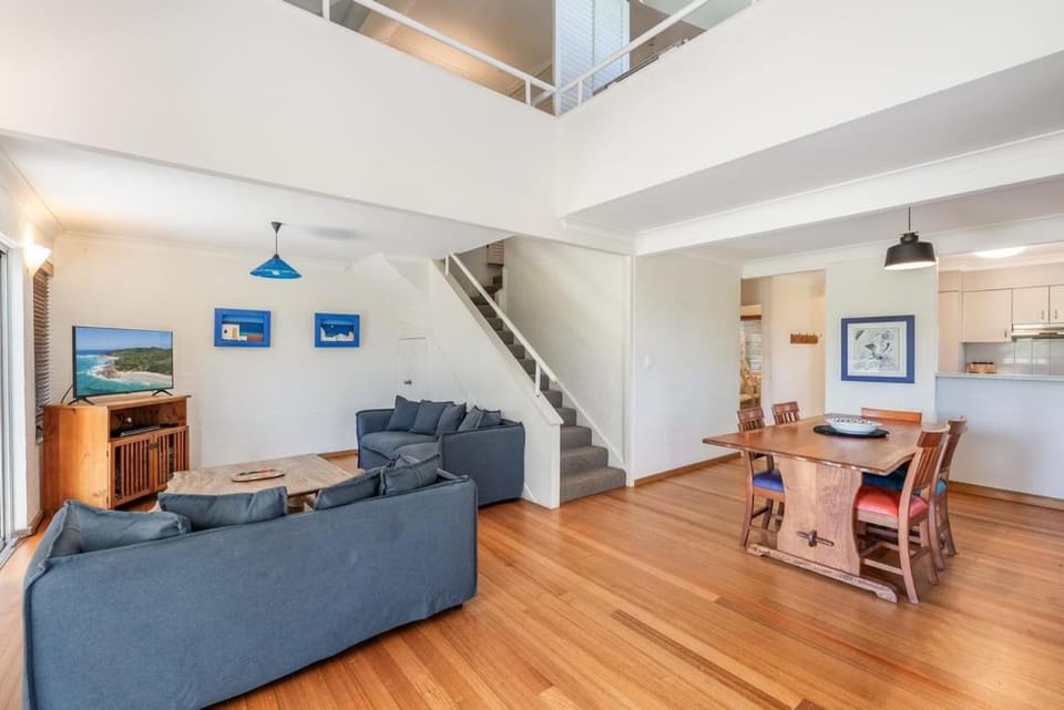Kendall Beach Apartments 5 - Belongil Beach House in Byron Bay