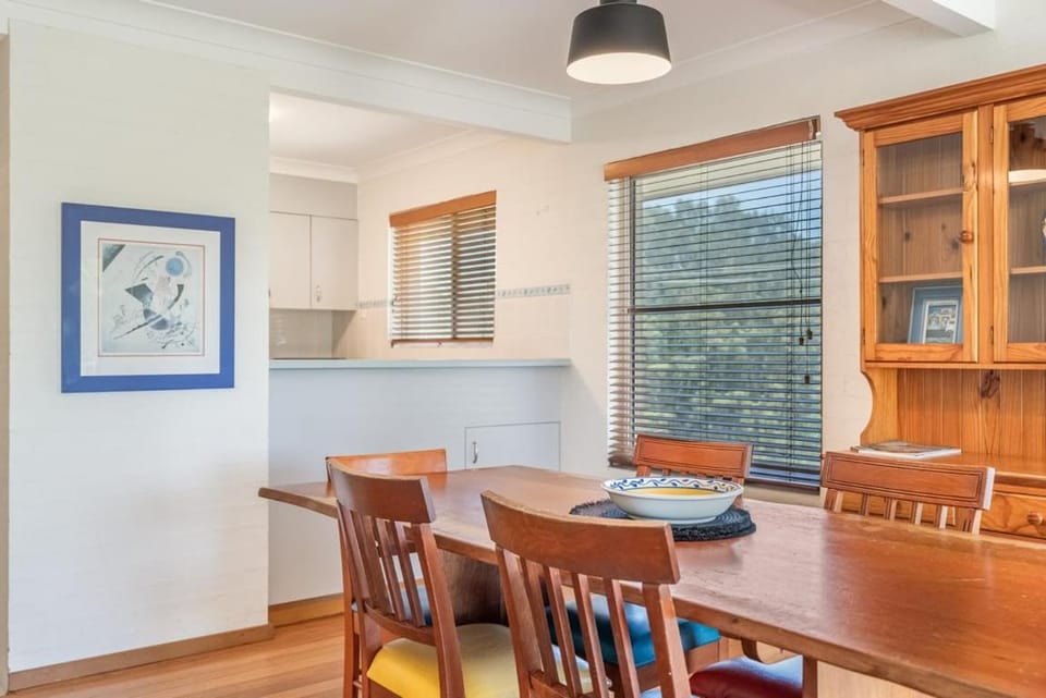 Kendall Beach Apartments 5 - Belongil Beach House in Byron Bay