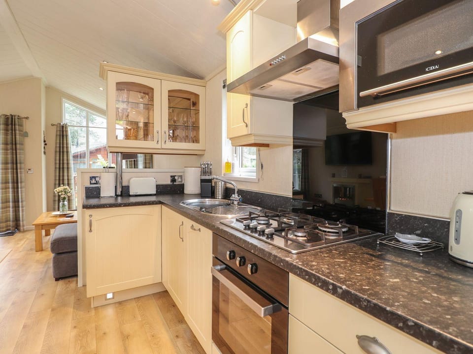 Kitchen or kitchenette, dishwasher, oven, pet friendly, toaster