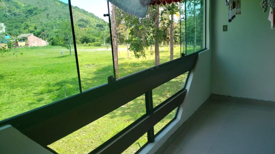 Sobrado Aconchegante em Condominio - Praia Martim de Sá - checkout flexível House in Caraguatatuba