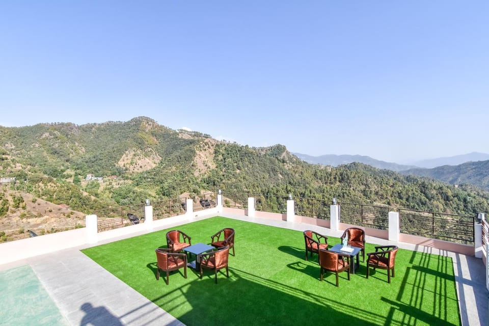 Property building, Natural landscape, View (from property/room), Balcony/Terrace, Mountain view