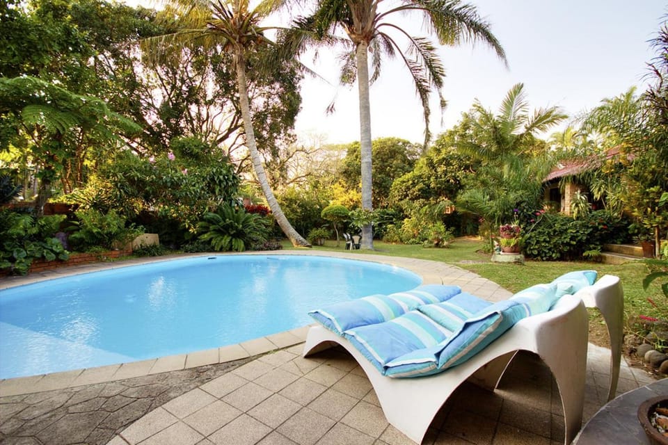 Garden, Swimming pool, Swimming pool
