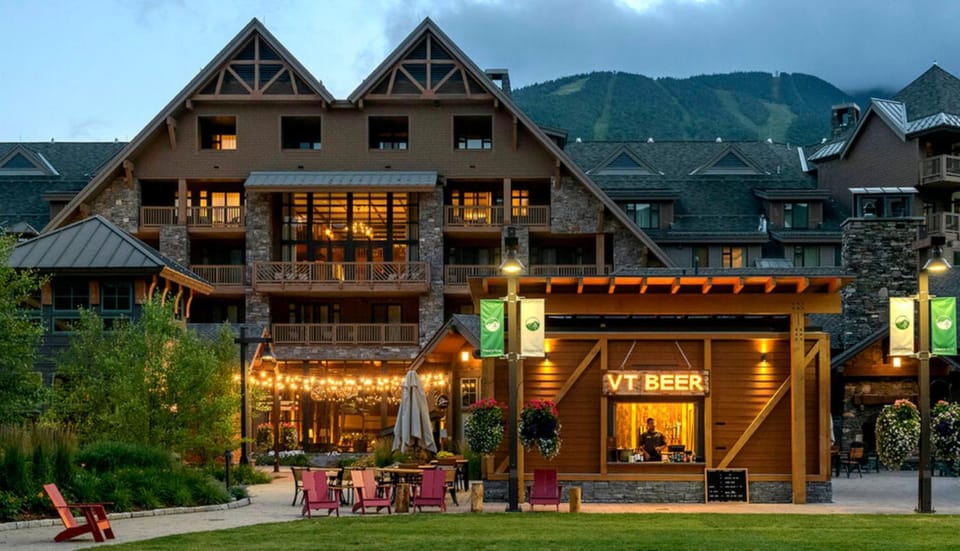 1332 Lodge At Spruce Peak Ski in Ski Out King Studio By Stowe Mountain Rentals Resort in Stowe