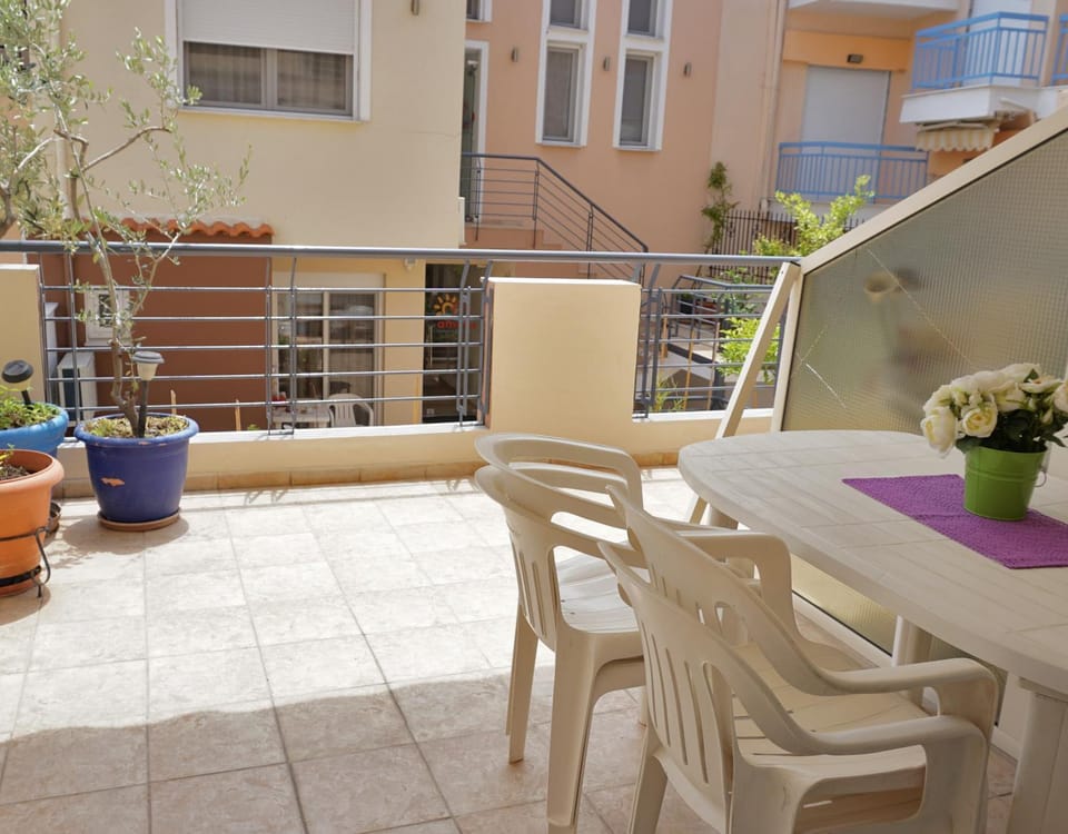 Balcony/Terrace, Garden view