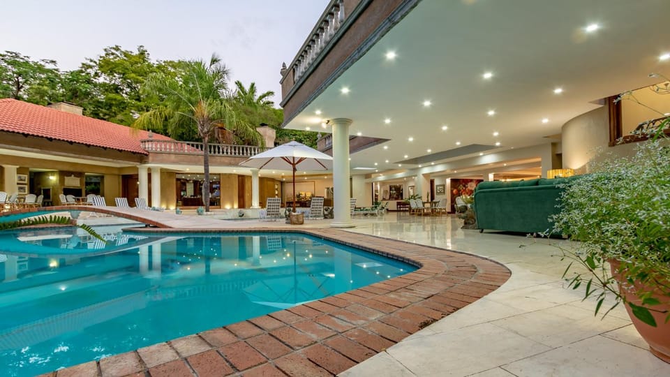 Patio, Banquet/Function facilities, Swimming pool, Facility for disabled guests