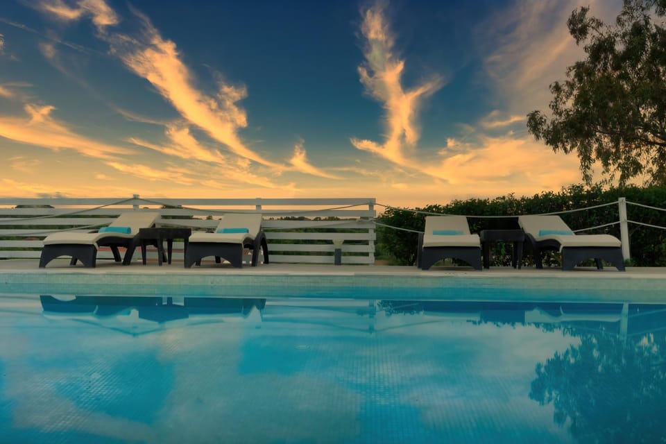 Swimming pool, Sunset, sunbed