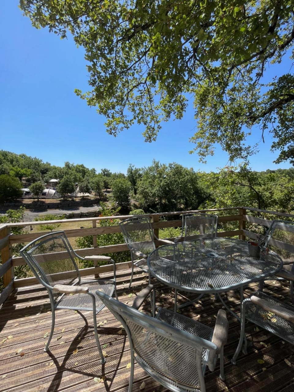 Domaine de Chadeyron Campground/ 
RV Resort in Provence-Alpes-Côte d'Azur