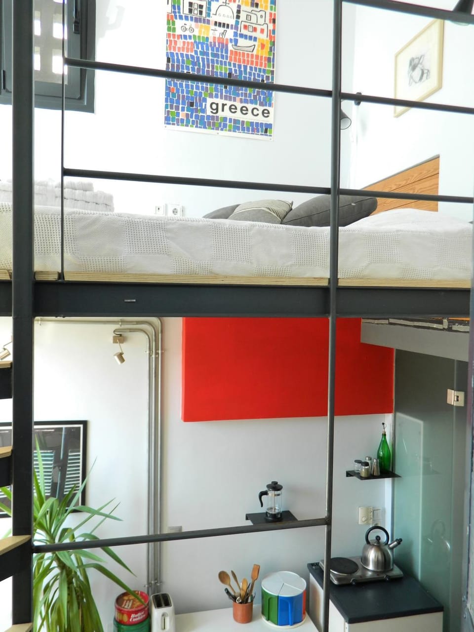 Kitchen or kitchenette, Bedroom
