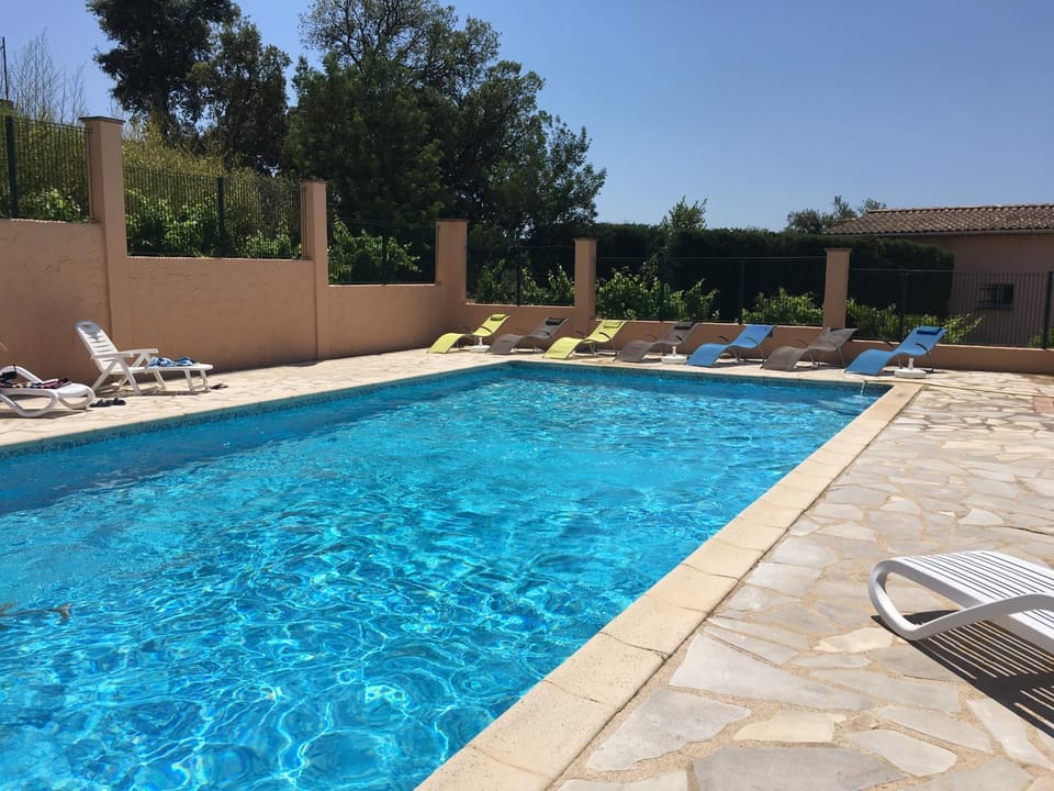 Les Oliviers Apartment in Grimaud