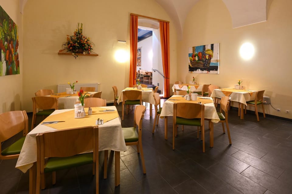 Restaurant/places to eat, Breakfast