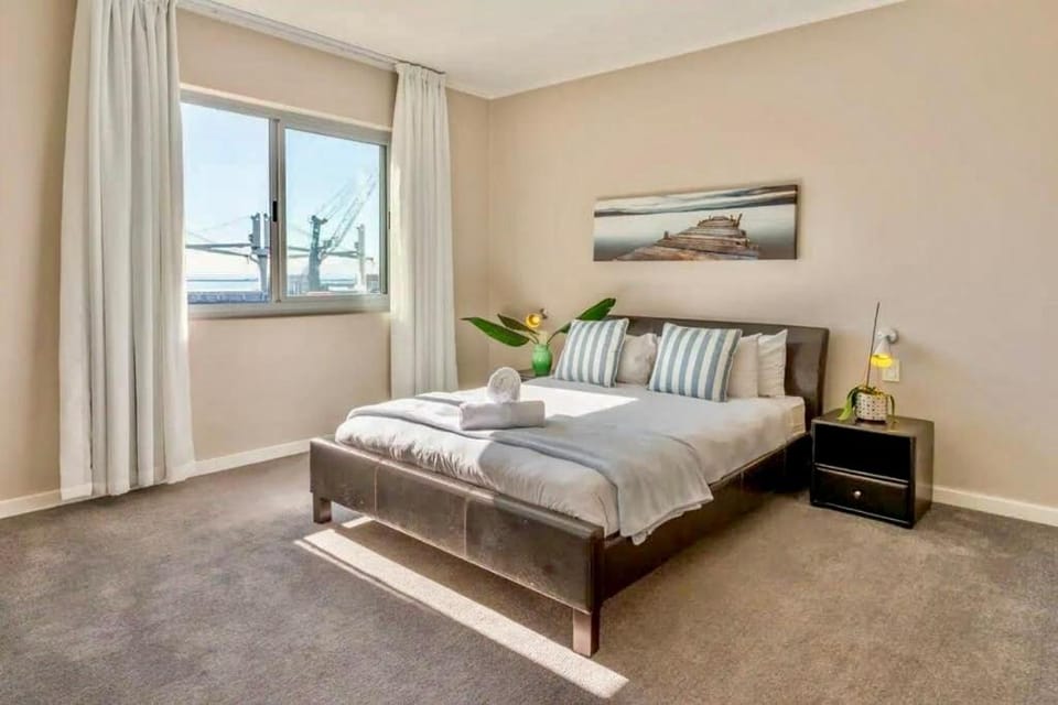 2BR Family Apartment near Waterfront Apartment in Cape Town