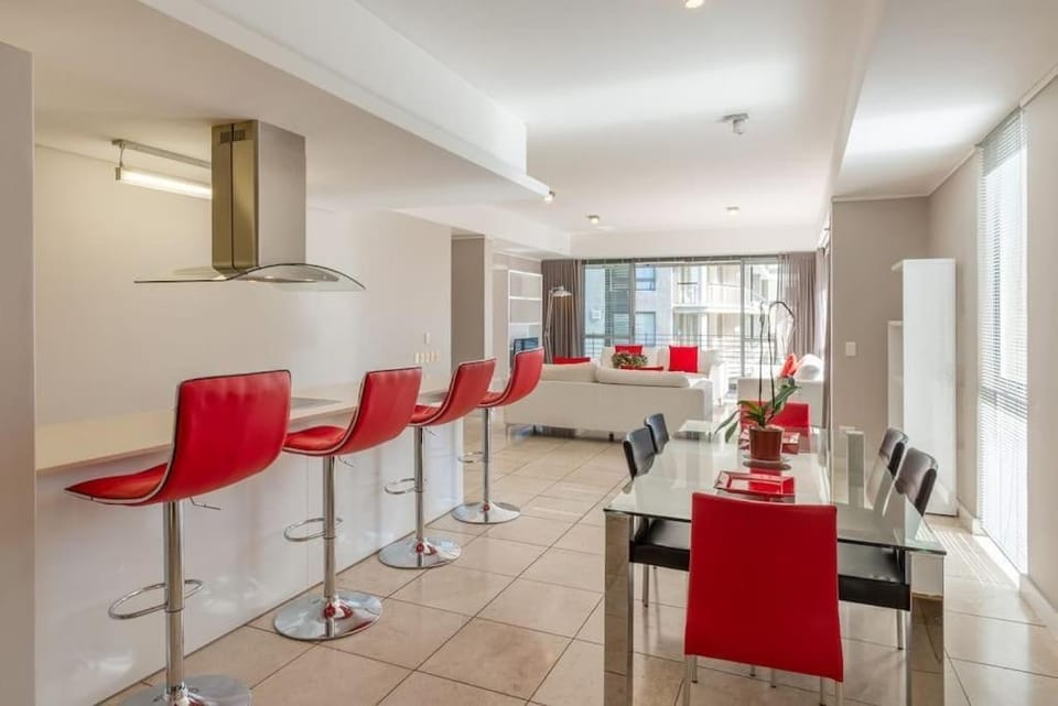 Harbour Bridge 20E Apartment in Cape Town