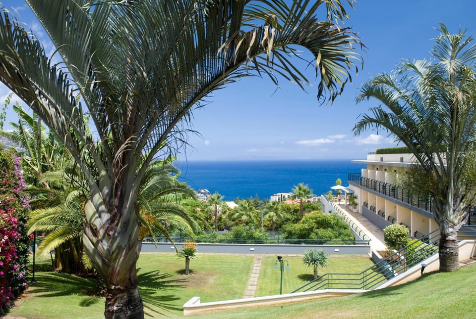 Day, Garden, Sea view