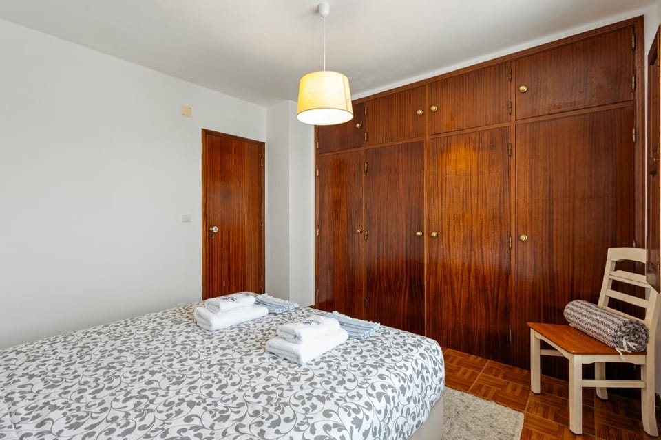Bed, Photo of the whole room, Bedroom, towels, wardrobe