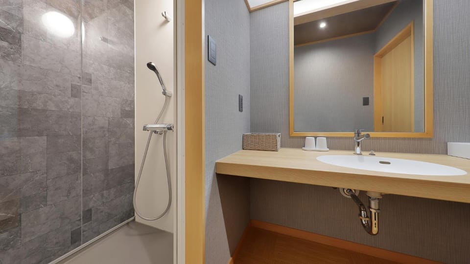 Shower, Bathroom