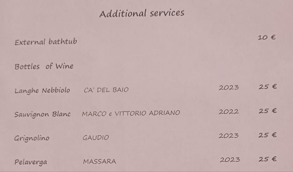 Lounge or bar, minibar, room service, VIP