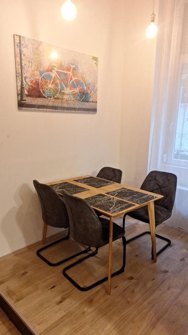 NEW DOB 53/3 CENTER APARTMENT Apartment in Budapest