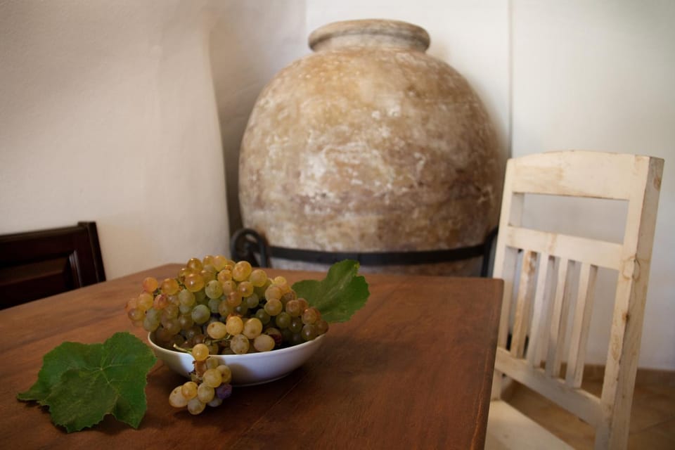 Decorative detail, Dining area