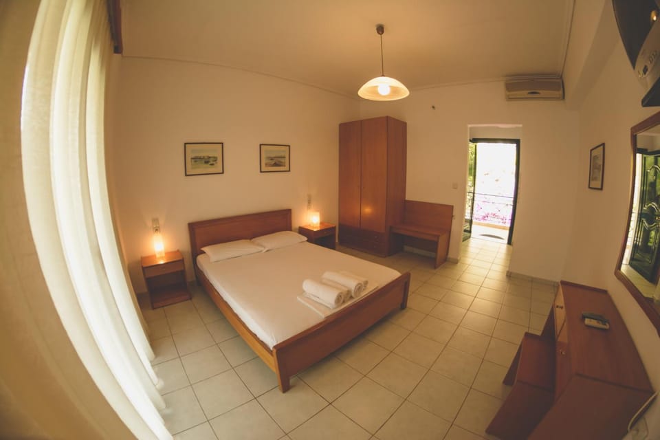 Other, Photo of the whole room, Decorative detail, Bedroom