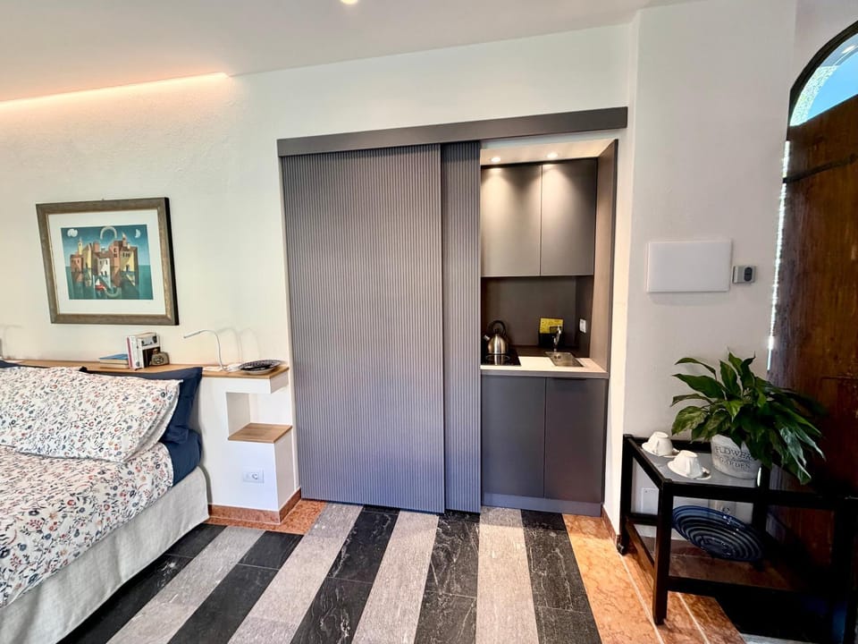 Villa Costantina with heated POOL Apartment hotel in Cannobio