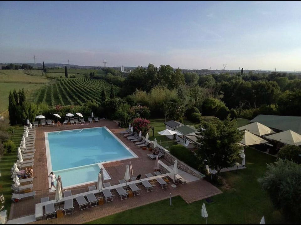 Bird's eye view, Swimming pool