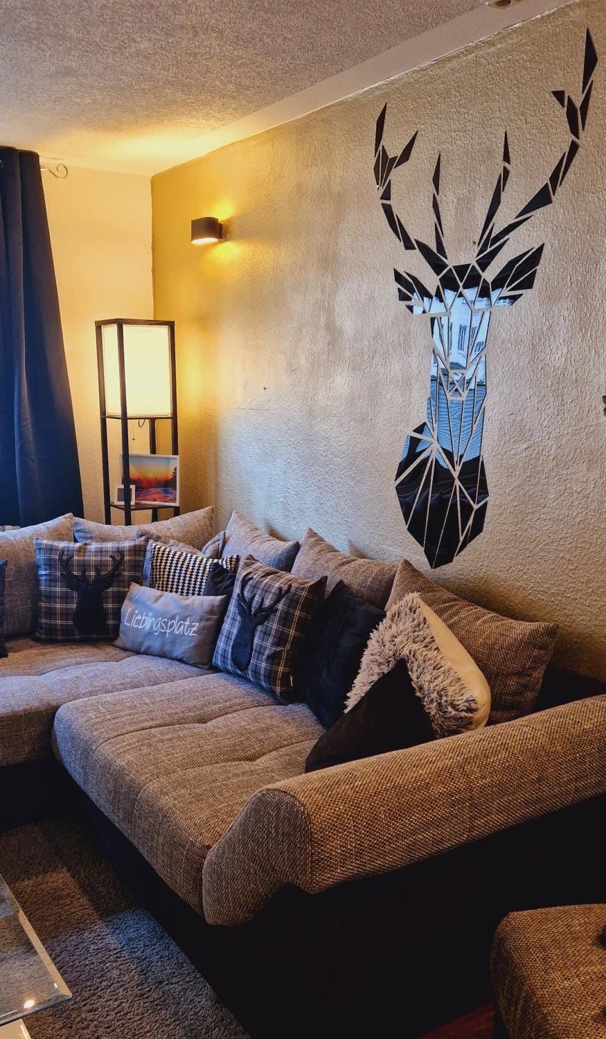 Living room, Photo of the whole room