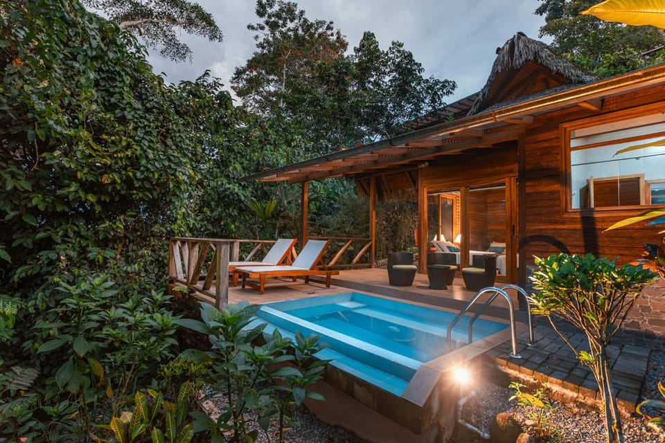 Day, Natural landscape, Swimming pool