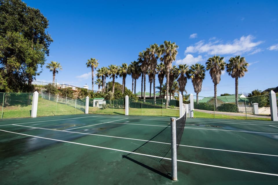 Activities, Tennis court, Tennis court