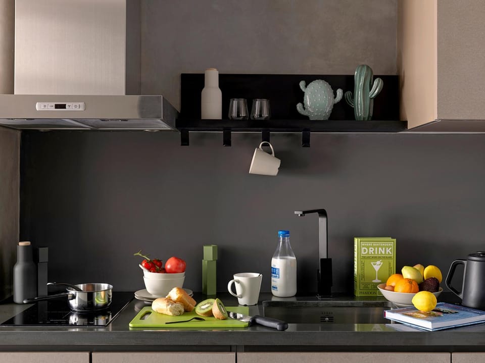 Kitchen or kitchenette