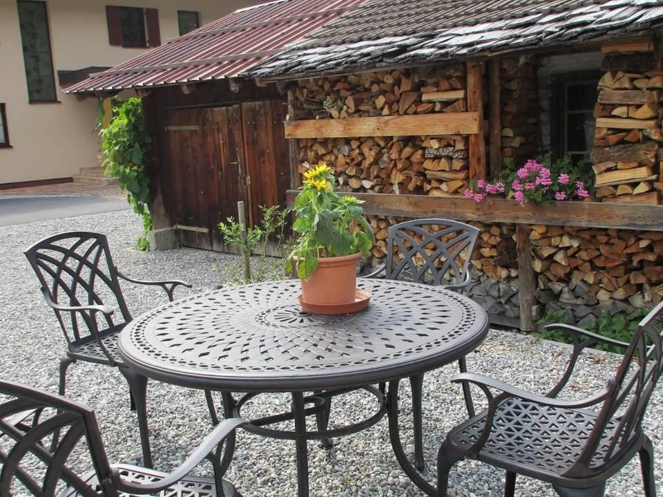 Patio, Garden