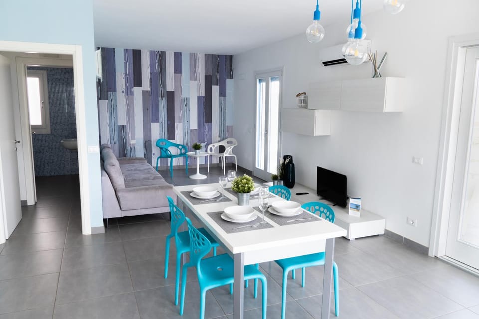Living room, kitchen