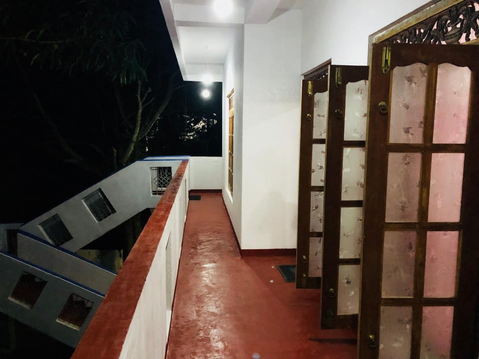Property building, Balcony/Terrace