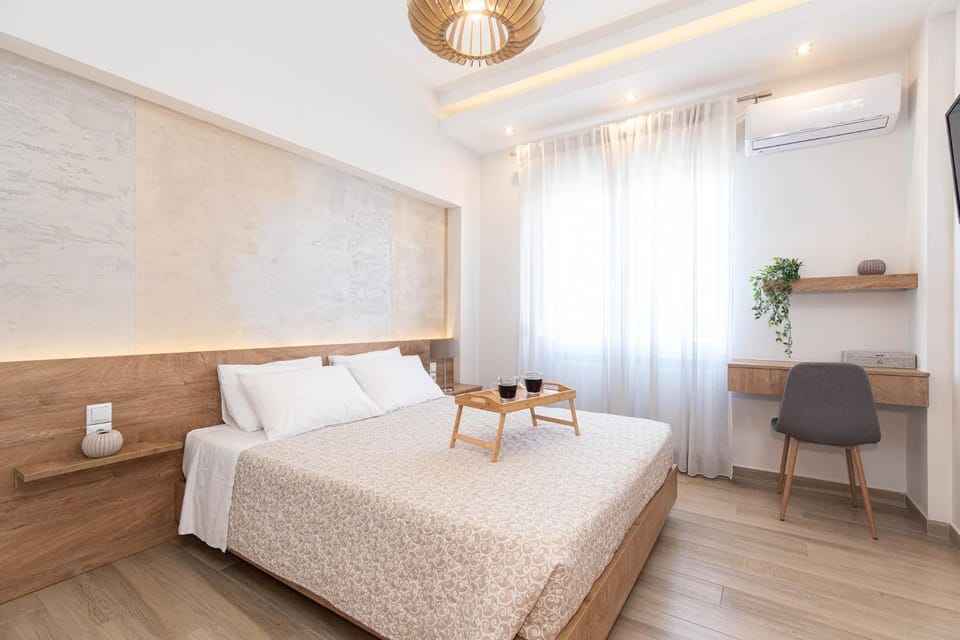 Bed, Bedroom, towels, air conditioner