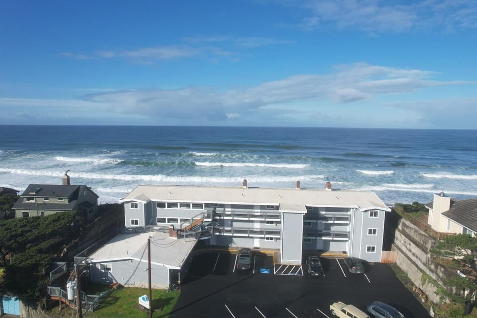 Property building, Bird's eye view, Sea view, Sea view