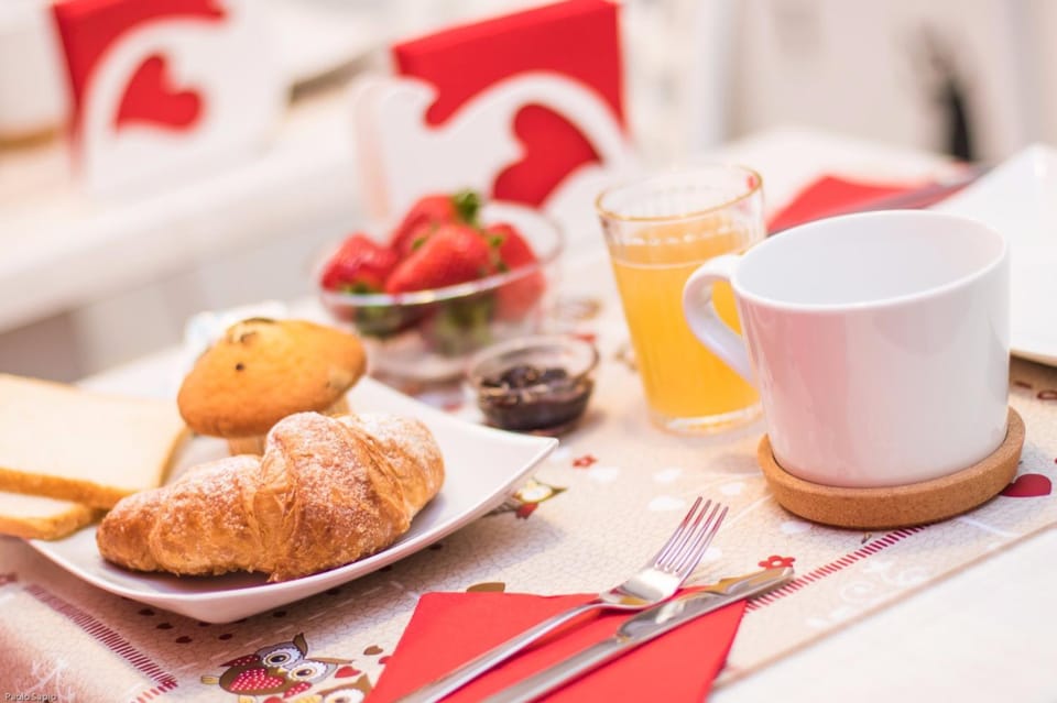 Food and drinks, Food, Breakfast, Drinks